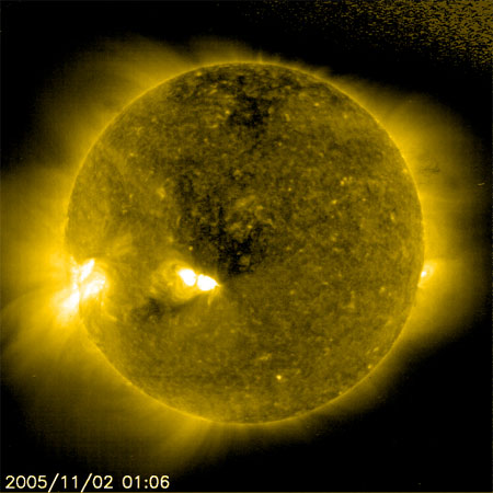 Самый последний снимок солнечной поверхности, полученный космической обсерваторией SOHO